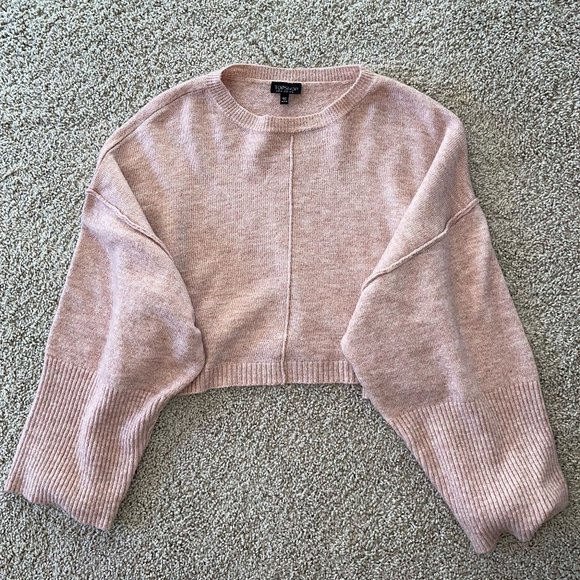 Topshop Sweaters - Topshop cropped sweater!